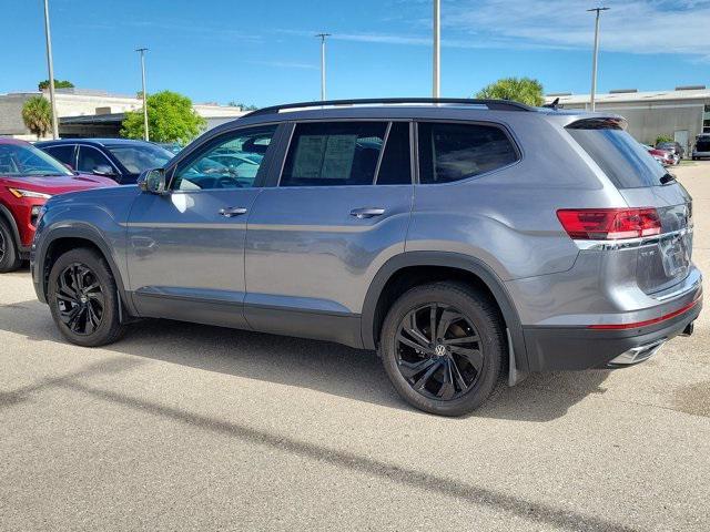 used 2022 Volkswagen Atlas car, priced at $25,999
