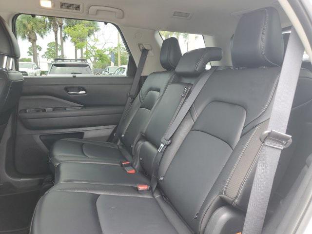 used 2024 Nissan Pathfinder car, priced at $32,999