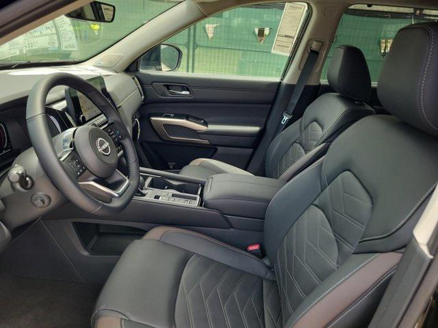 new 2025 Nissan Pathfinder car, priced at $52,035