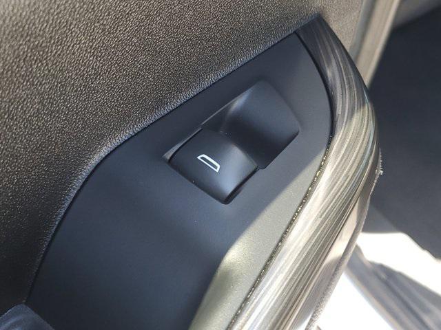 used 2023 GMC Acadia car, priced at $25,999