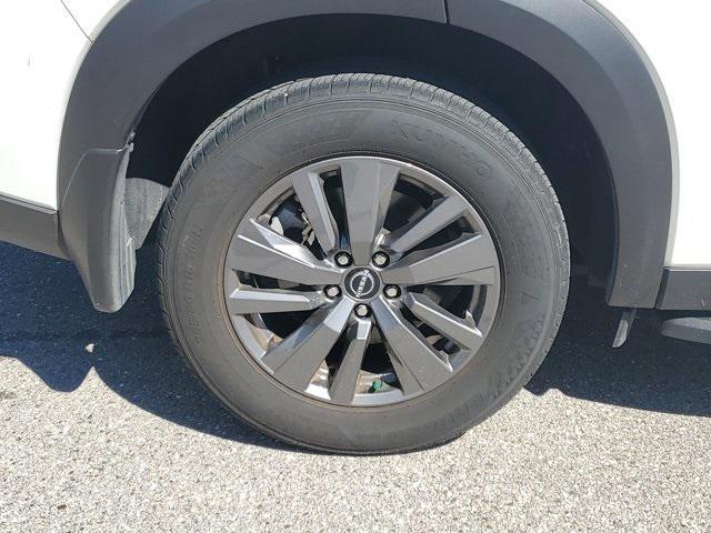 used 2024 Nissan Pathfinder car, priced at $27,999