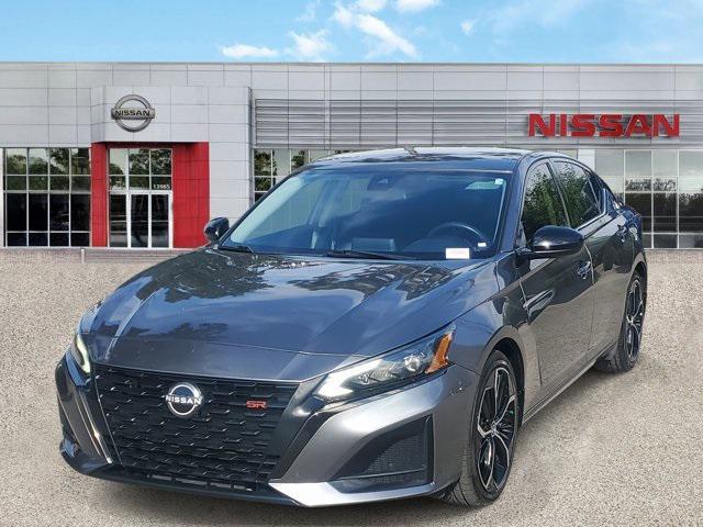 used 2023 Nissan Altima car, priced at $17,999