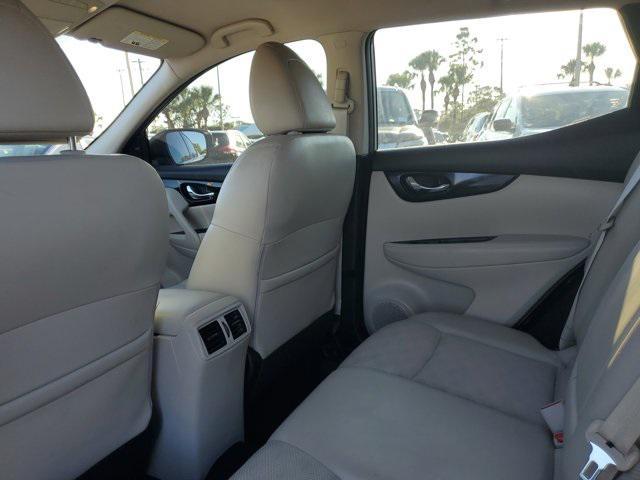 used 2022 Nissan Rogue car, priced at $22,999