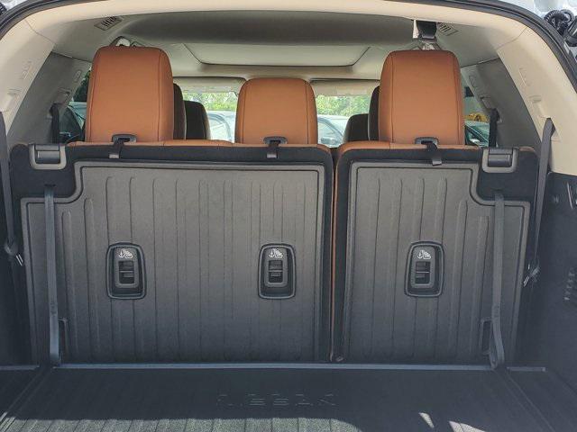 new 2025 Nissan Pathfinder car, priced at $43,278