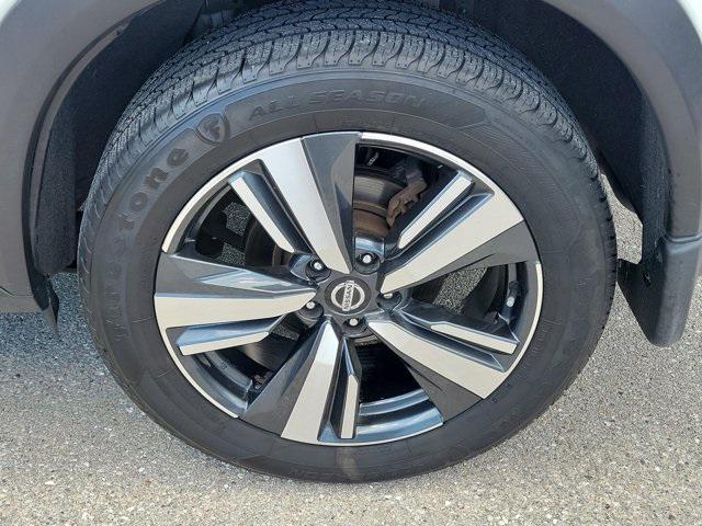 used 2021 Nissan Rogue car, priced at $21,999