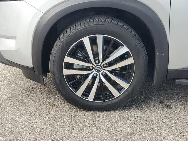 used 2024 Nissan Pathfinder car, priced at $36,999