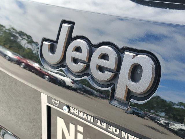 used 2019 Jeep Grand Cherokee car, priced at $23,999