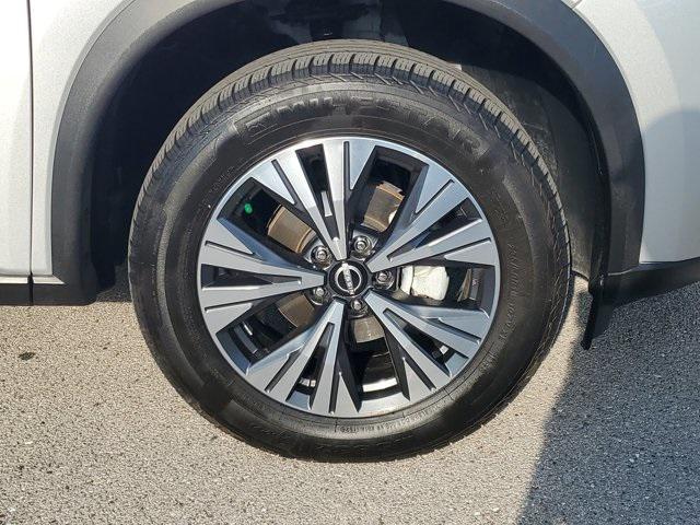 used 2023 Nissan Rogue car, priced at $18,999
