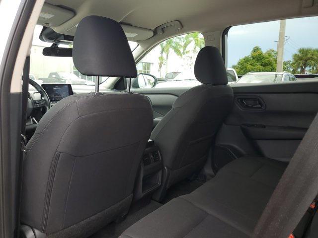 used 2025 Nissan Rogue car, priced at $25,999
