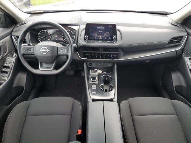 used 2025 Nissan Rogue car, priced at $25,999