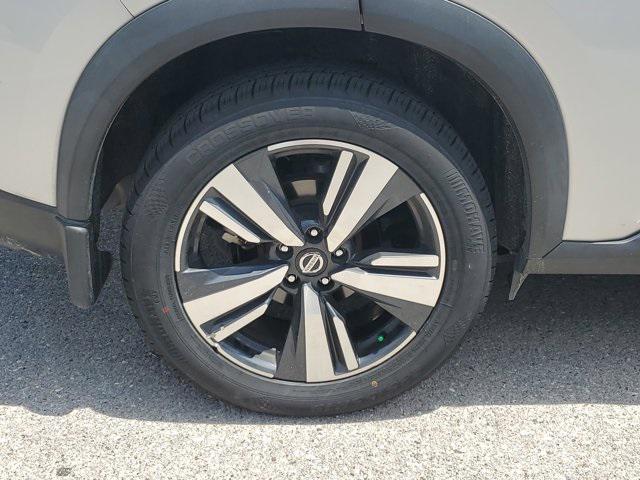 used 2021 Nissan Rogue car, priced at $23,988
