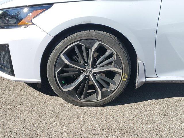 used 2023 Nissan Altima car, priced at $17,999