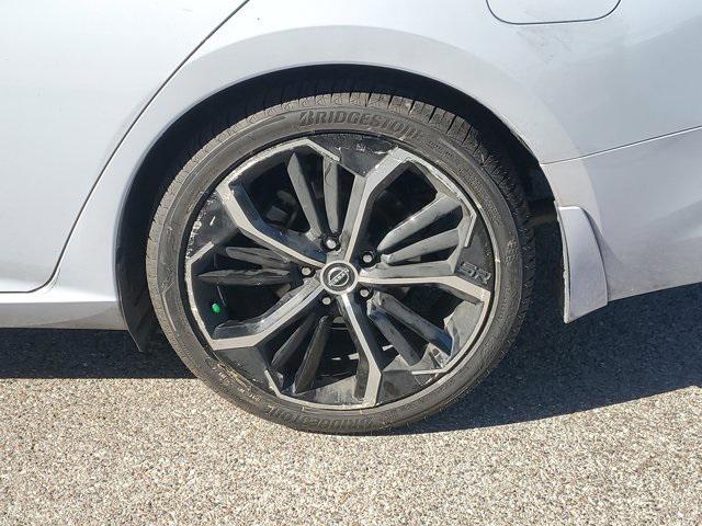 used 2023 Nissan Altima car, priced at $17,999