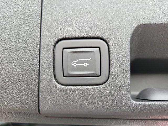 used 2023 Cadillac XT4 car, priced at $26,999