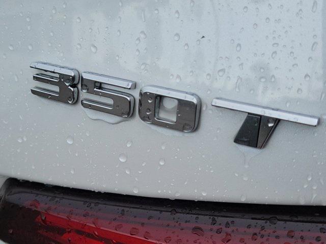 used 2023 Cadillac XT4 car, priced at $26,999