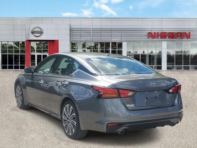 new 2025 Nissan Altima car, priced at $32,820