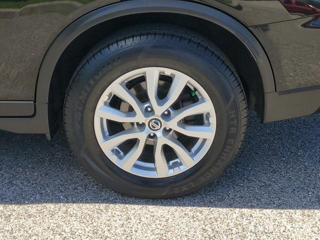 used 2020 Nissan Rogue car, priced at $14,988