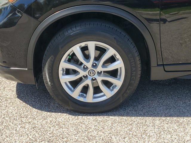 used 2020 Nissan Rogue car, priced at $14,988