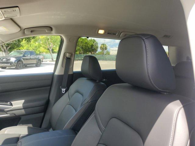 new 2025 Nissan Pathfinder car, priced at $35,921