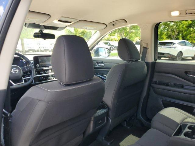 used 2022 Nissan Pathfinder car, priced at $21,999