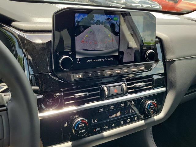 new 2025 Nissan Pathfinder car, priced at $40,921