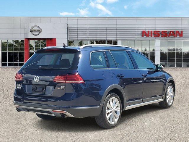 used 2018 Volkswagen Golf Alltrack car, priced at $13,999