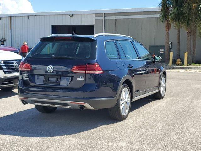 used 2018 Volkswagen Golf Alltrack car, priced at $13,999