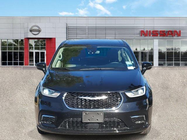 used 2024 Chrysler Pacifica car, priced at $28,999