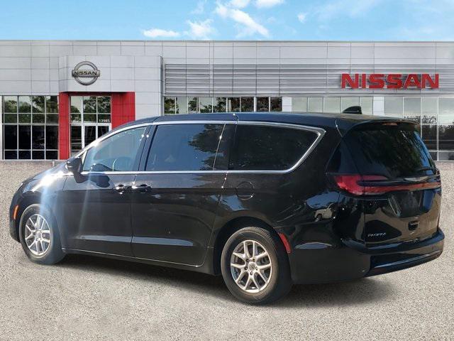 used 2024 Chrysler Pacifica car, priced at $28,999