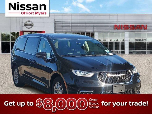 used 2024 Chrysler Pacifica car, priced at $28,999