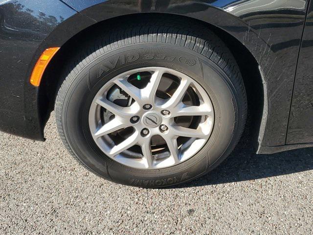 used 2024 Chrysler Pacifica car, priced at $28,999