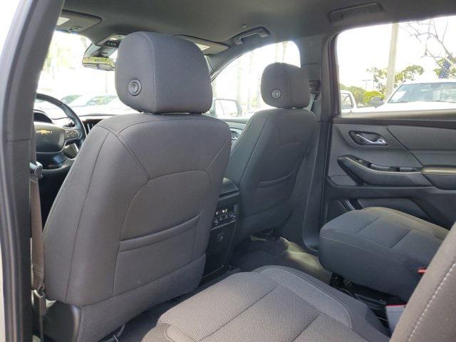 used 2023 Chevrolet Traverse car, priced at $26,999
