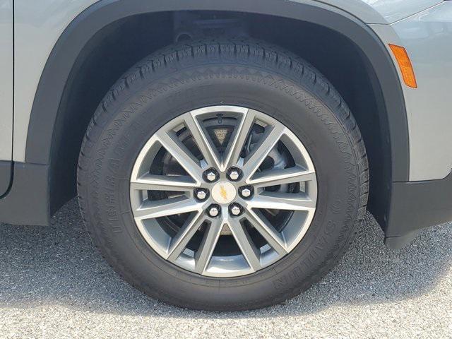 used 2023 Chevrolet Traverse car, priced at $26,999