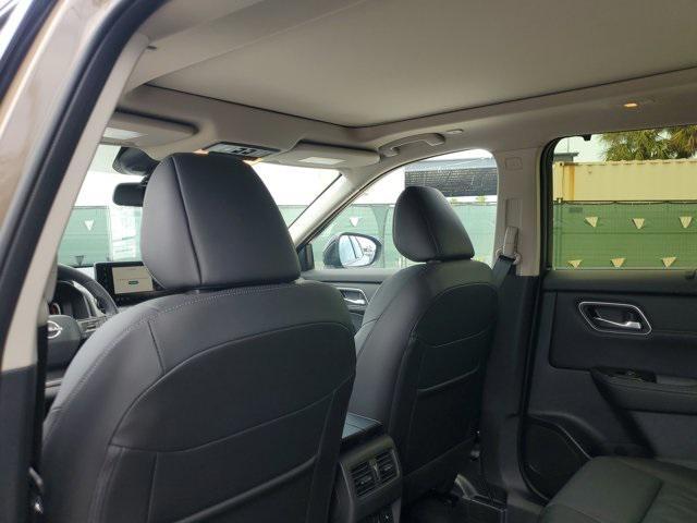 new 2025 Nissan Rogue car, priced at $40,261