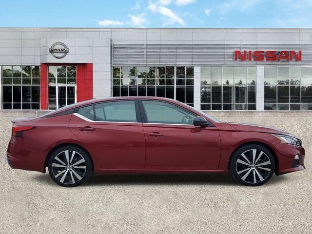 used 2022 Nissan Altima car, priced at $19,999