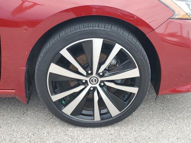 used 2022 Nissan Altima car, priced at $19,999
