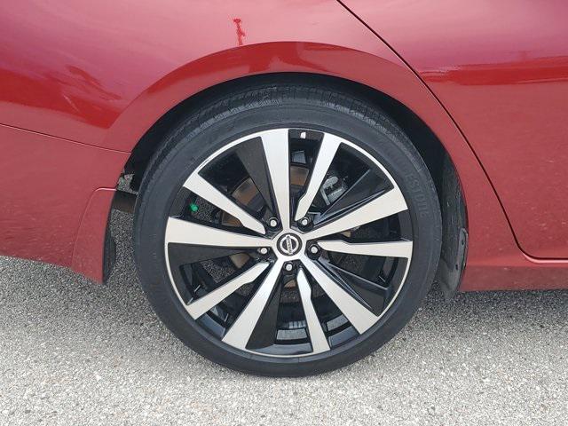 used 2022 Nissan Altima car, priced at $19,999