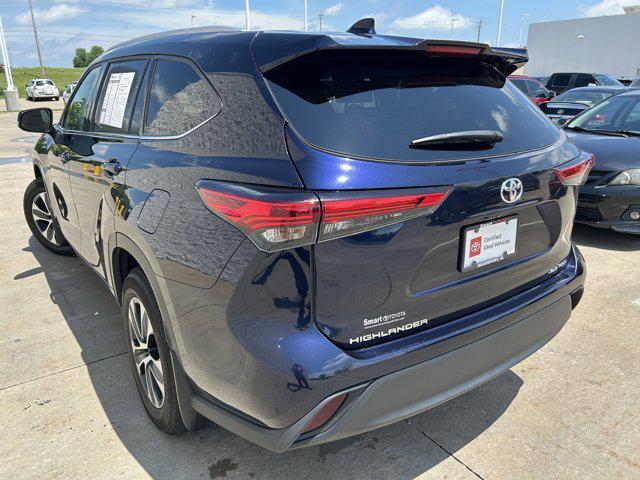 used 2022 Toyota Highlander car, priced at $38,220