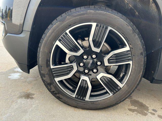 used 2019 GMC Acadia car, priced at $23,694