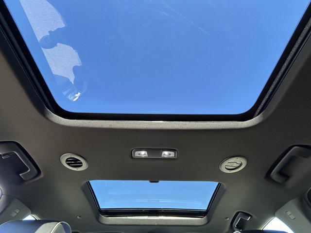 used 2023 Chevrolet Traverse car, priced at $35,090