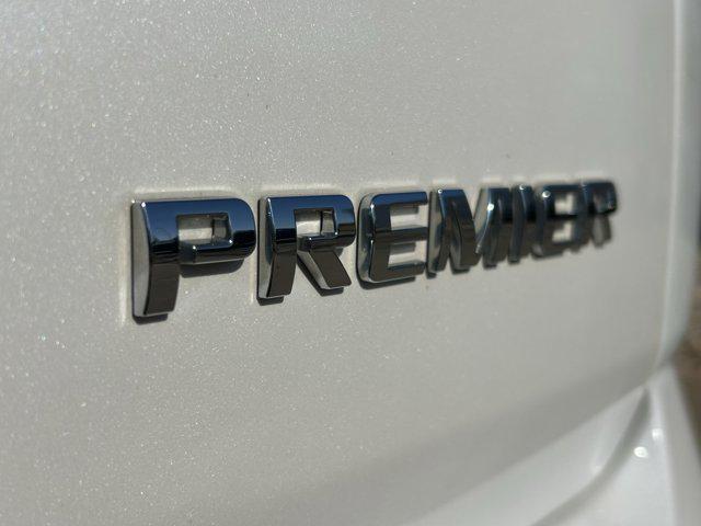 used 2023 Chevrolet Traverse car, priced at $35,090