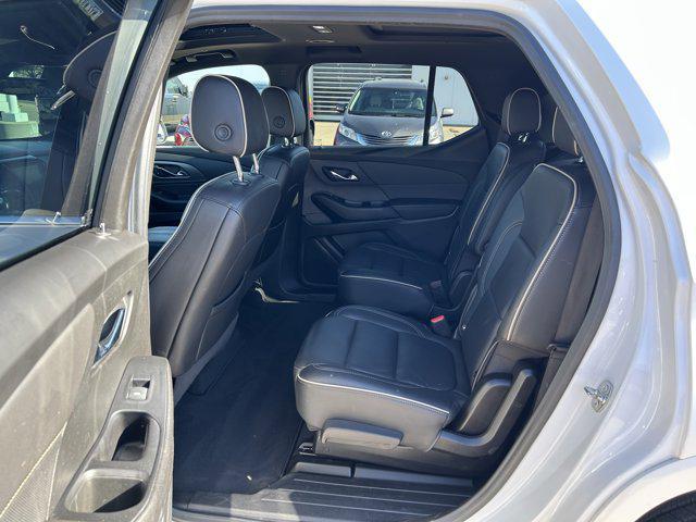used 2023 Chevrolet Traverse car, priced at $35,090