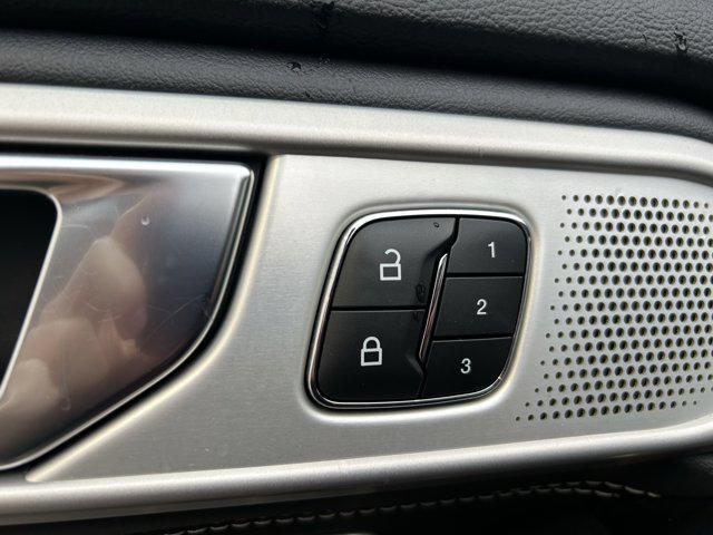 used 2021 Ford Explorer car, priced at $29,186