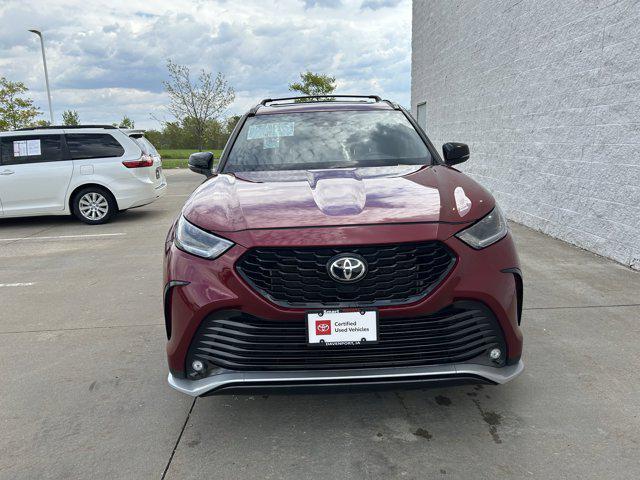 used 2023 Toyota Highlander car, priced at $38,709
