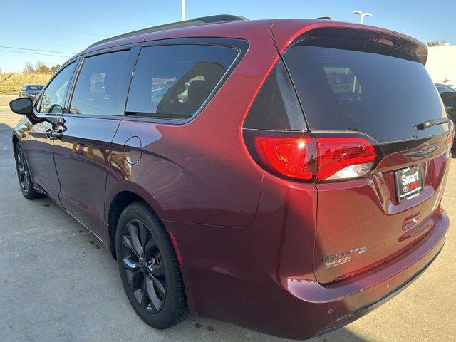 used 2019 Chrysler Pacifica car, priced at $18,612