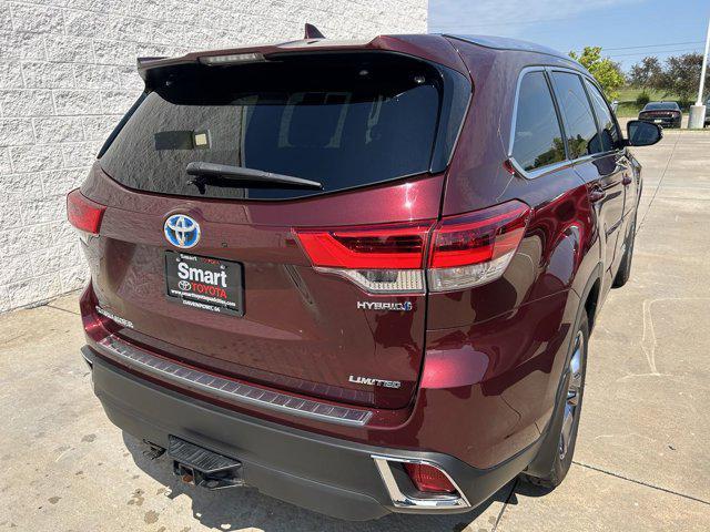 used 2019 Toyota Highlander Hybrid car, priced at $34,721