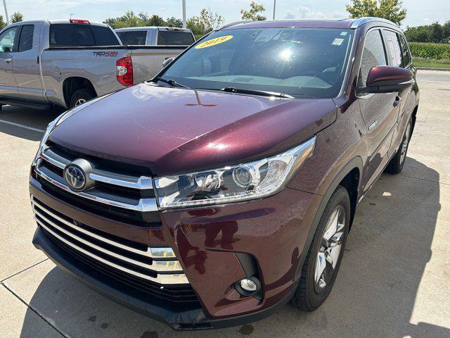 used 2019 Toyota Highlander Hybrid car, priced at $34,721