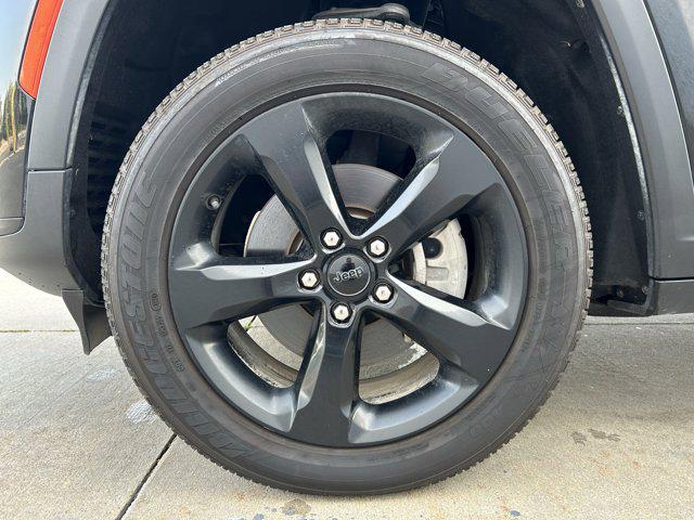 used 2022 Jeep Grand Cherokee L car, priced at $27,010