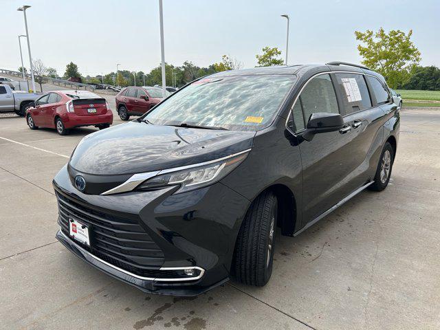 used 2023 Toyota Sienna car, priced at $43,881