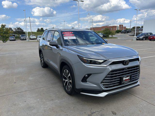 used 2025 Toyota Grand Highlander car, priced at $62,381